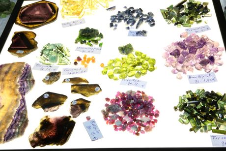 Galerie, EDELSTEINTAGE OFFENBACH