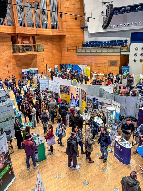 Jobmesse Halle Bild
