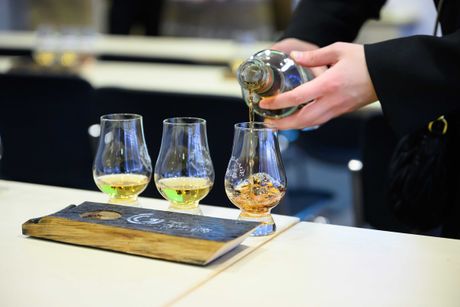 Galerie, THE VILLAGE