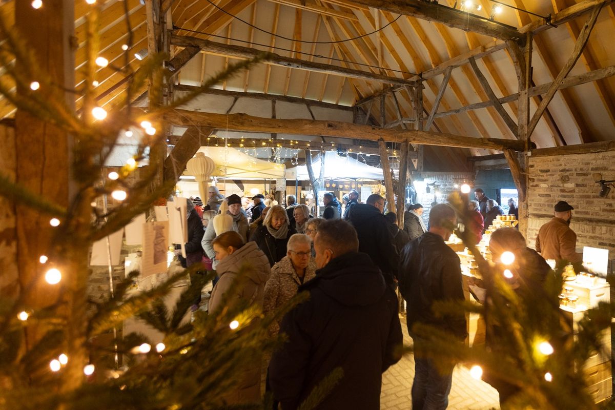 Weihnachtlicher Kunsthandwerkermarkt Dorenburg Bild