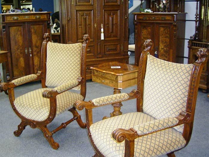 Galerie, Antikmarkt & Design Leer