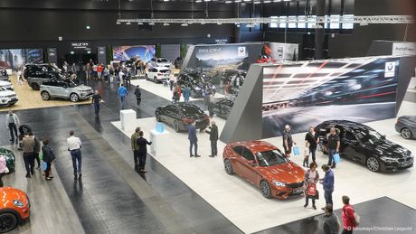 Galerie, Auto Messe Salzburg