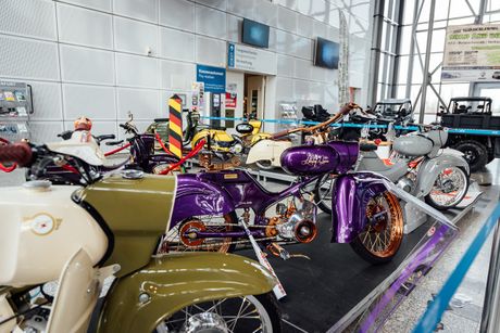 Galerie, Automobilmesse Erfurt