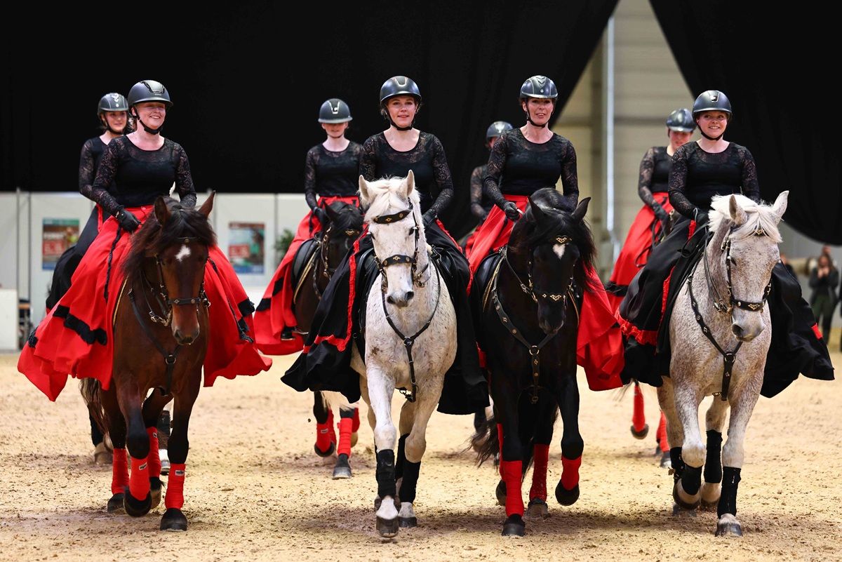 Galerie, Reiten-Jagen-Fischen