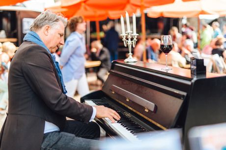 Galerie, Düsseldorfer Herbstfestival Schloss Eller