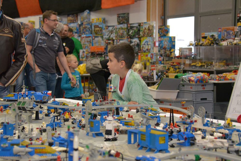 Galerie, INTERNATIONALE MODELLBAUMESSE RIED