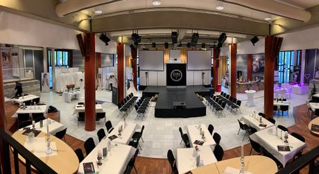 Galerie, Gut geheiratet