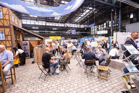 Galerie, Messe KOMMUNAL