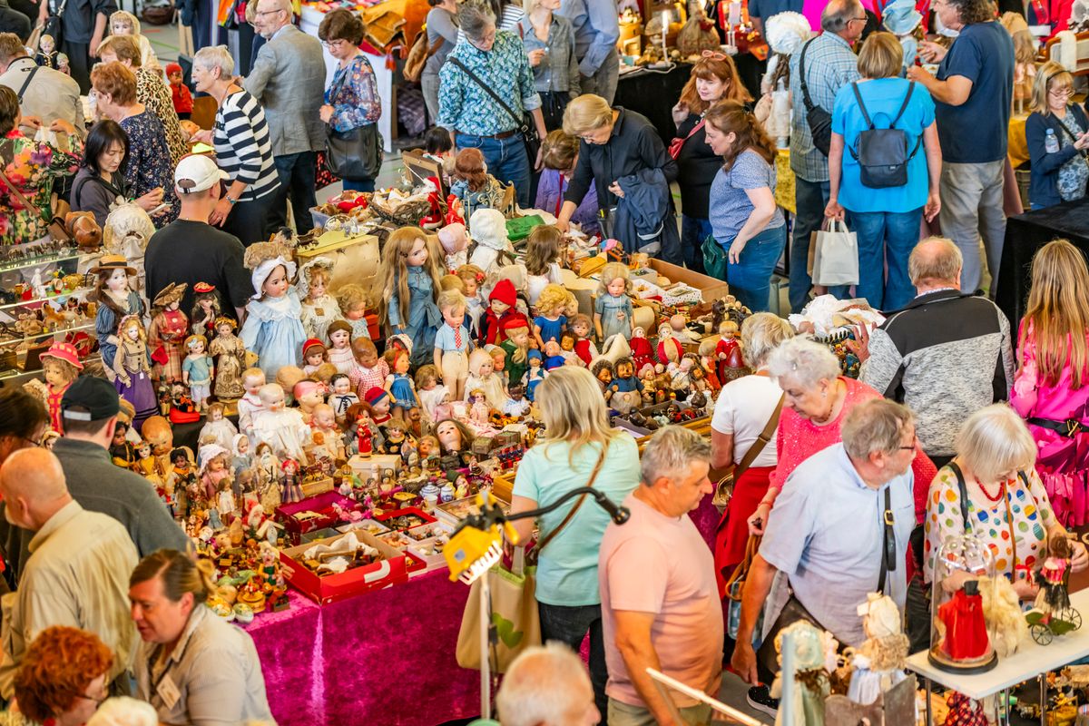 Große Sammlerbörse zum Internationalen PuppenFestival Neustadt und Sonneberg Bild