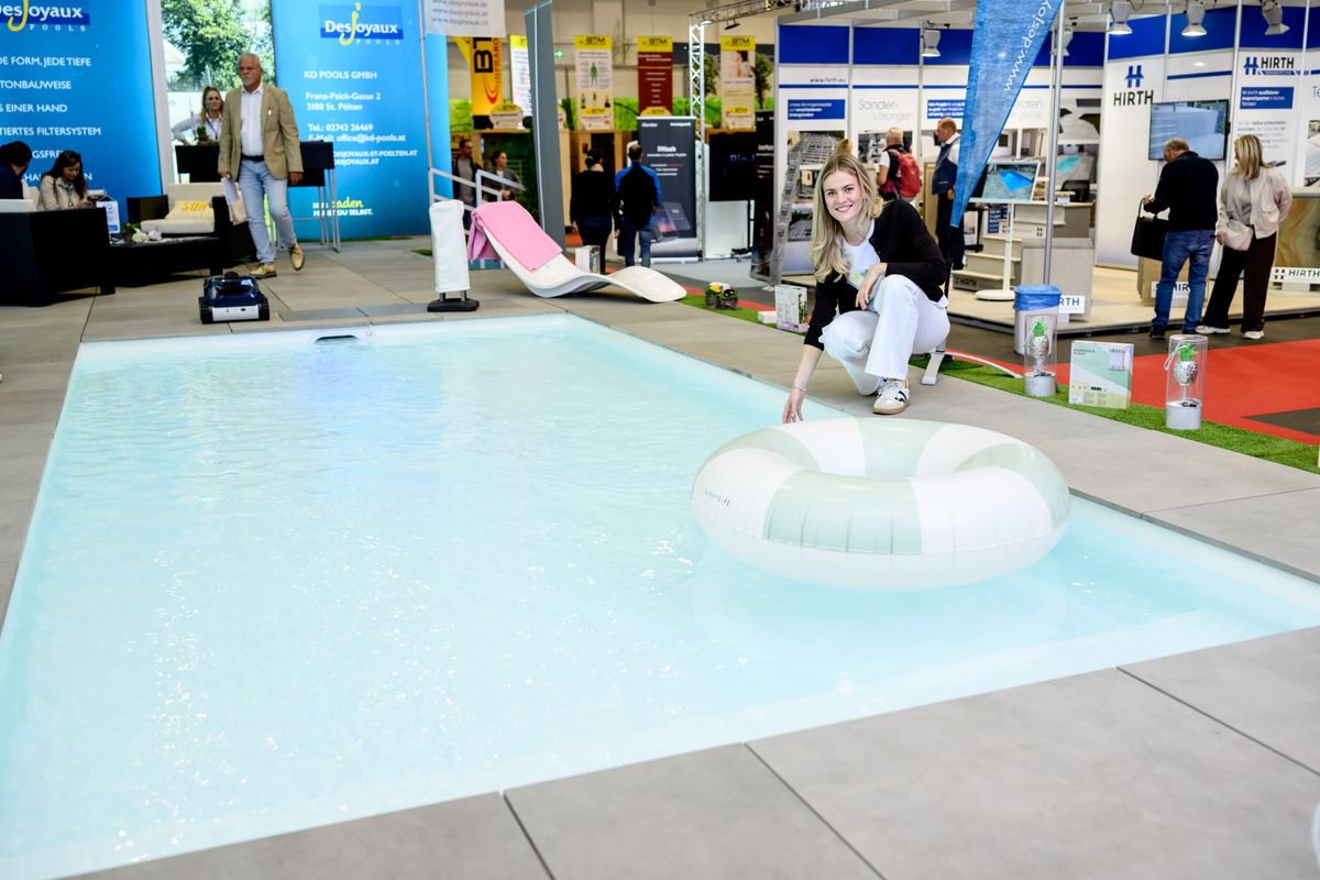 pool + garden Tulln Bild