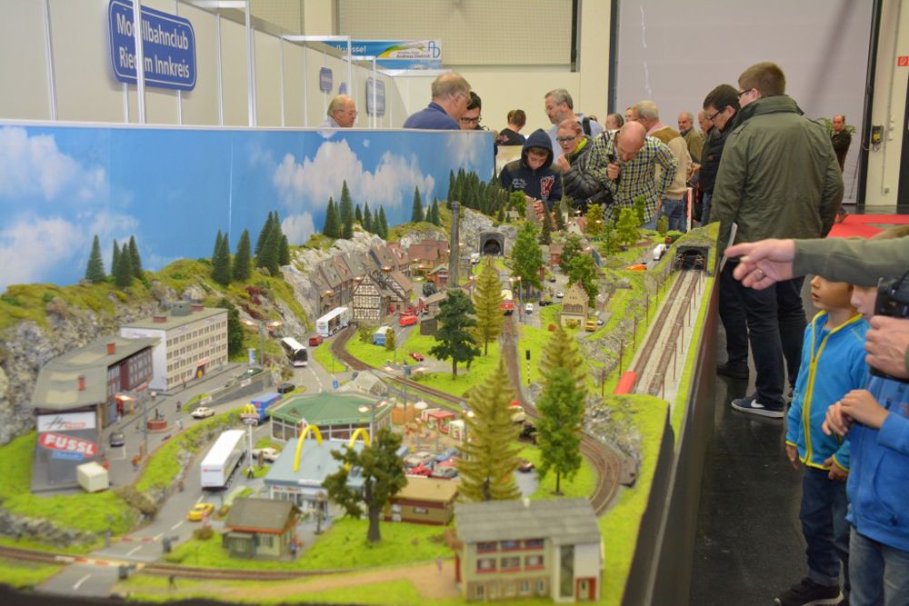 Galerie, INTERNATIONALE MODELLBAUMESSE RIED