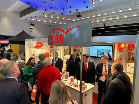 BAUMESSE RHEINE Bild
