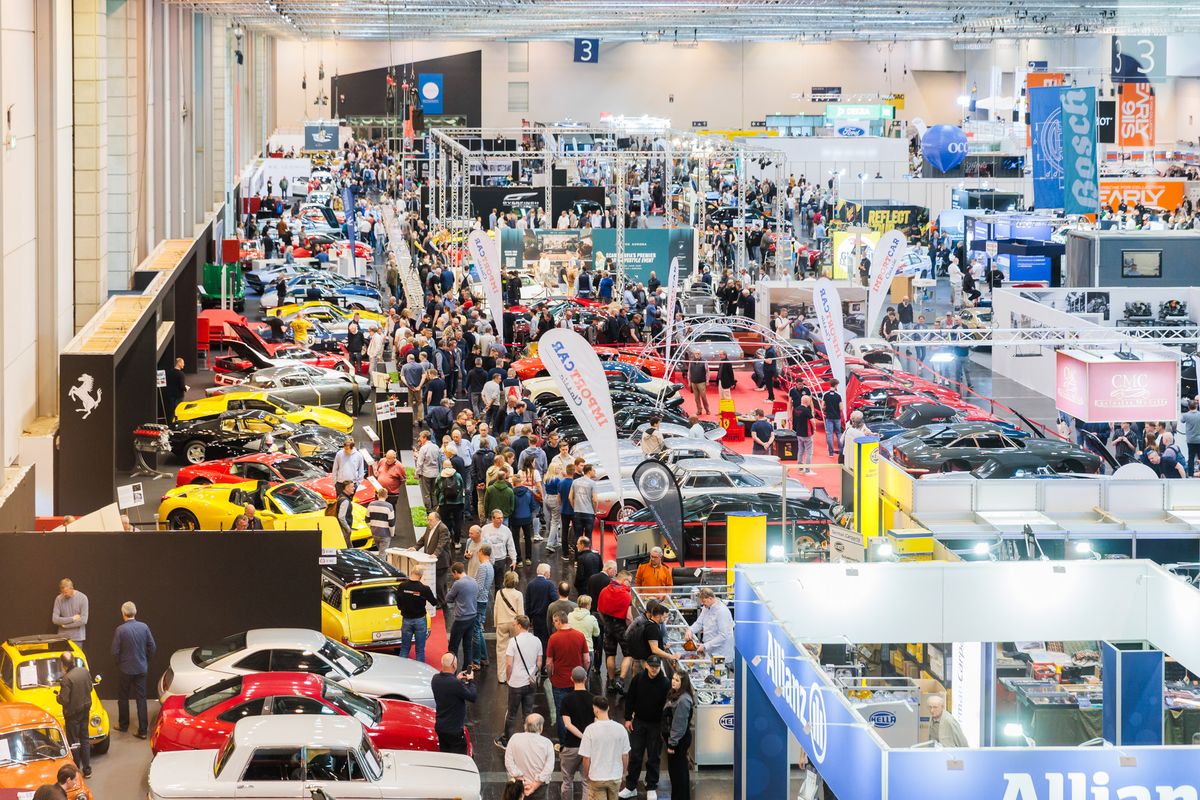 TECHNO CLASSICA SALON Bild