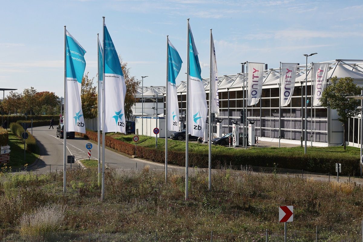 Galerie, Internationale Zuliefererbörse (IZB)