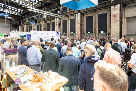 Galerie, Messe KOMMUNAL