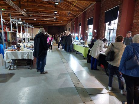 Galerie, Edelsteintage Losheim